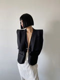 High shrug shoulder patchwork sleeve slim short LAPEL SUIT