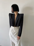 High shrug shoulder patchwork sleeve slim short LAPEL SUIT